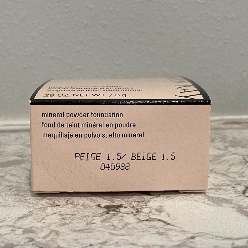 Second- Mary Kay Mineral Powder Foundation Beige 1.5
